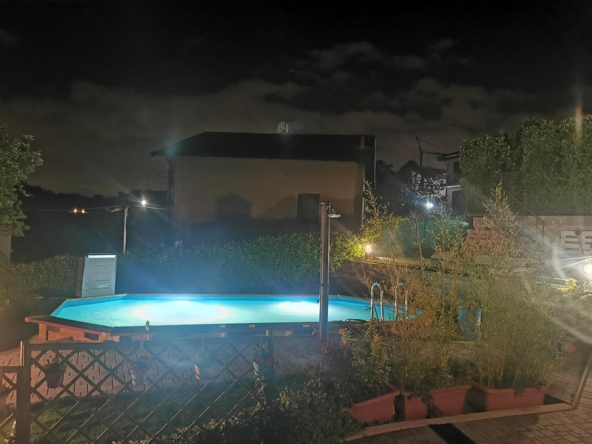 Arcisate Casa Charlie 아파트 객실 사진